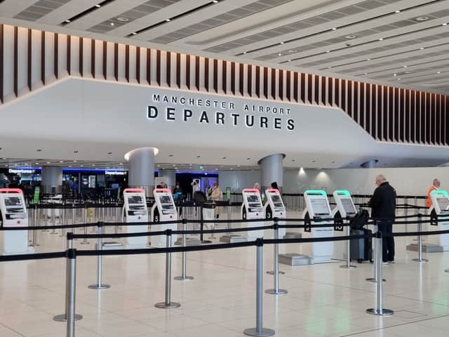 What is the cheapest way to park at Manchester Airport?